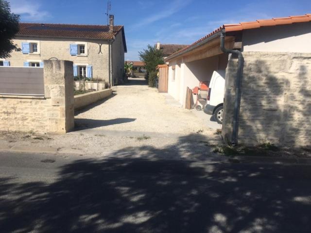 Chambres D'Hotes Les Rozieres Le Bourdet Bagian luar foto